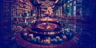 Dashboard multipermainan dengan pilihan sepak bola, kasino langsung, dan slot